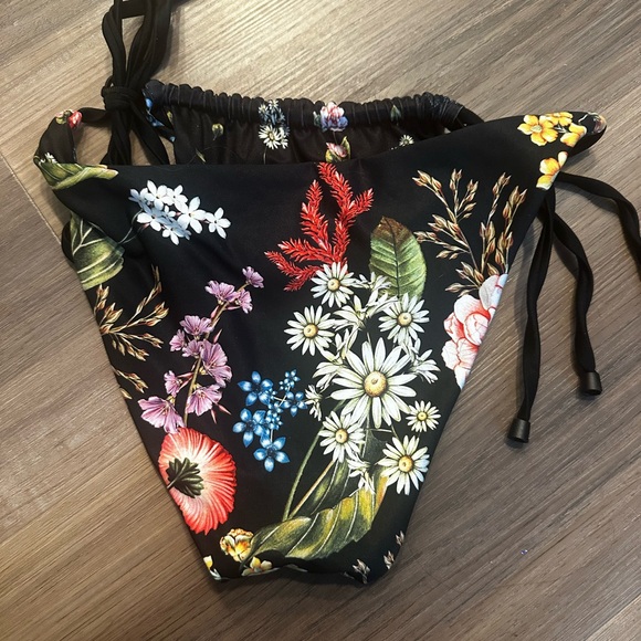 Agua Bendita Aldana Ring Side Bikini Bottom - Picture 4 of 5